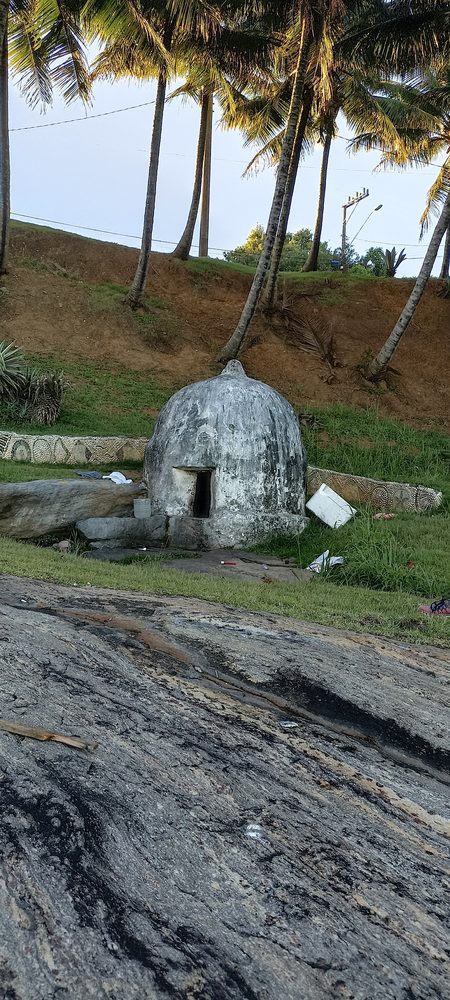 O Poço dos Jesuítas, de pedra, no centro histórico